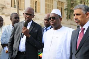 Tournée économique du président de la République dans le nord : Macky Sall lance les travaux D’assainissement de L’île et de la requalification de la place Faidherbe à Saint-Louis Tournée économique du président de la République dans le nord : Macky Sall lance les travaux D’assainissement de L’île et de la requalification de la place Faidherbe à Saint-Louis